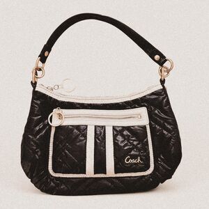 Coach Poppy Ski Bunny Quilted Nylon Patent Trim Handbag Y2K Puffer shoulder